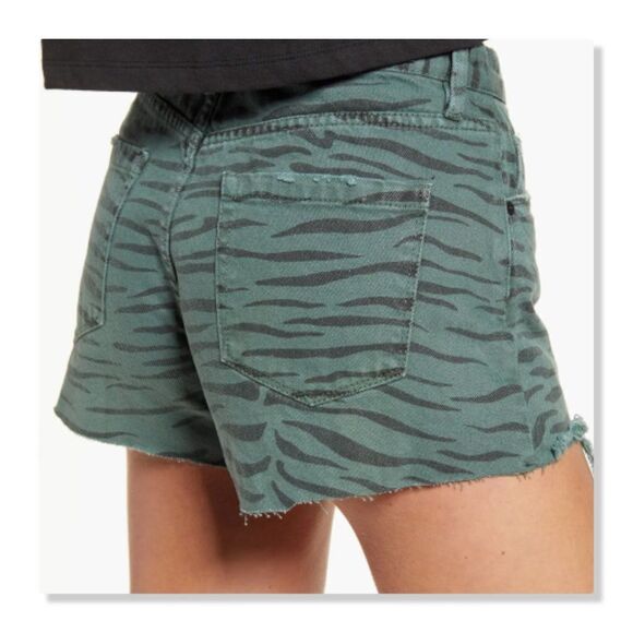 NEW! Blank NYC | Tiger Print High Waist Denim Shorts - [size 31 in Green] - Picture 3 of 13